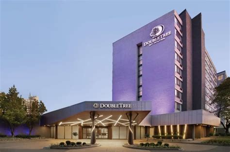 hotels on dixie road mississauga ontario|doubletree dixie road mississauga.